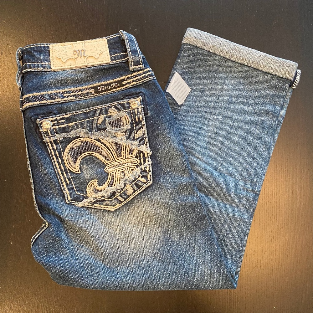 Miss Me Code Shred Fleur Capri STYLE # MP7801P